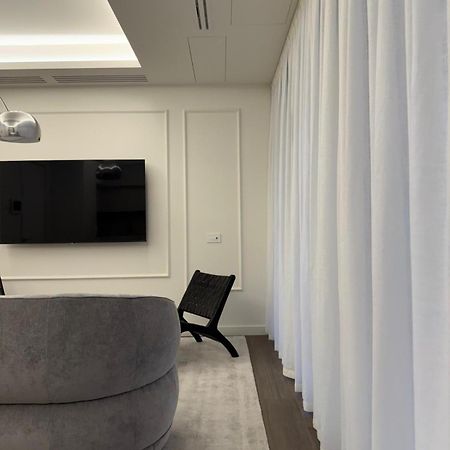 Ando'S Boutique Apartment Milan Bagian luar foto