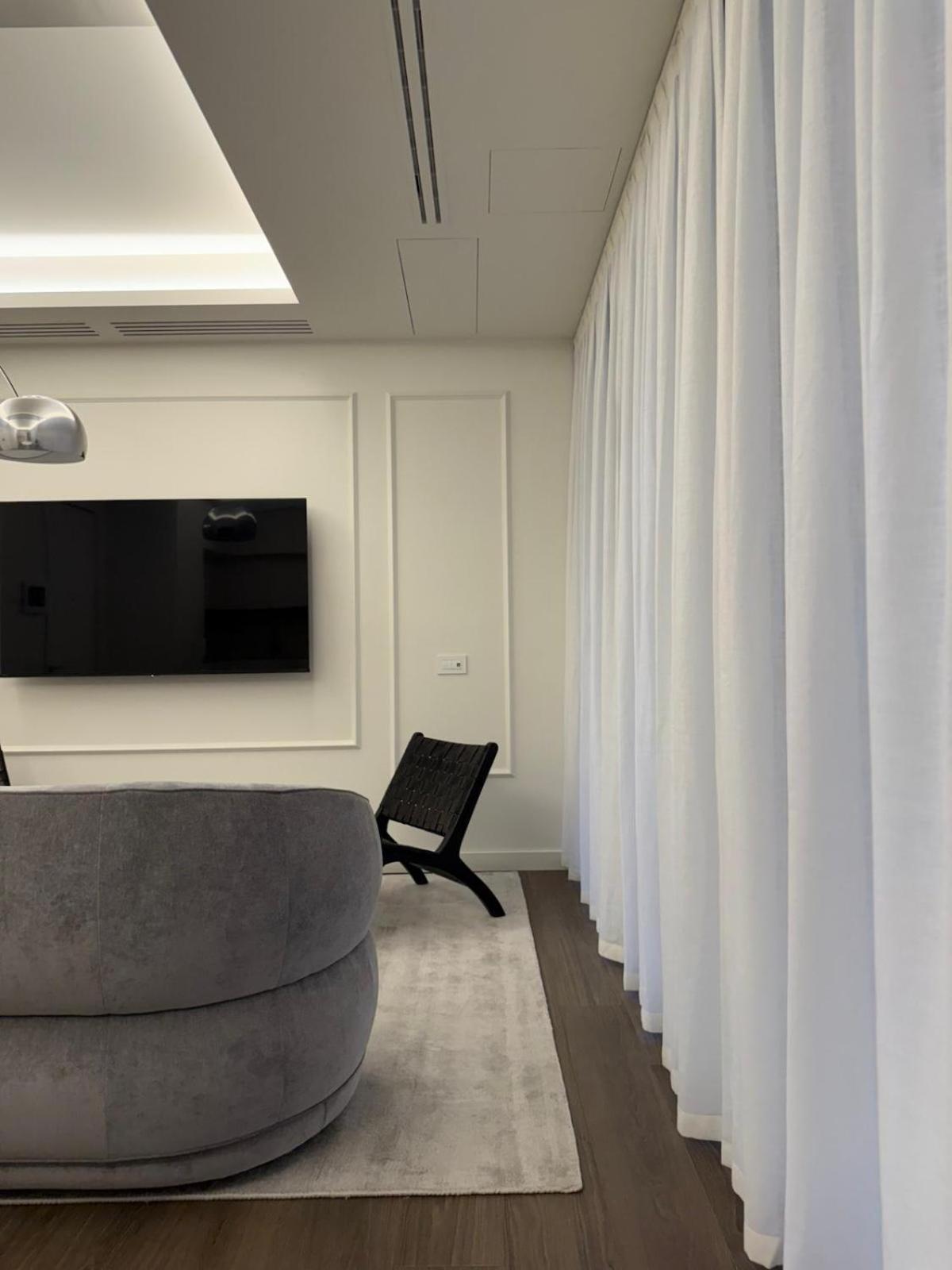 Ando'S Boutique Apartment Milan Bagian luar foto