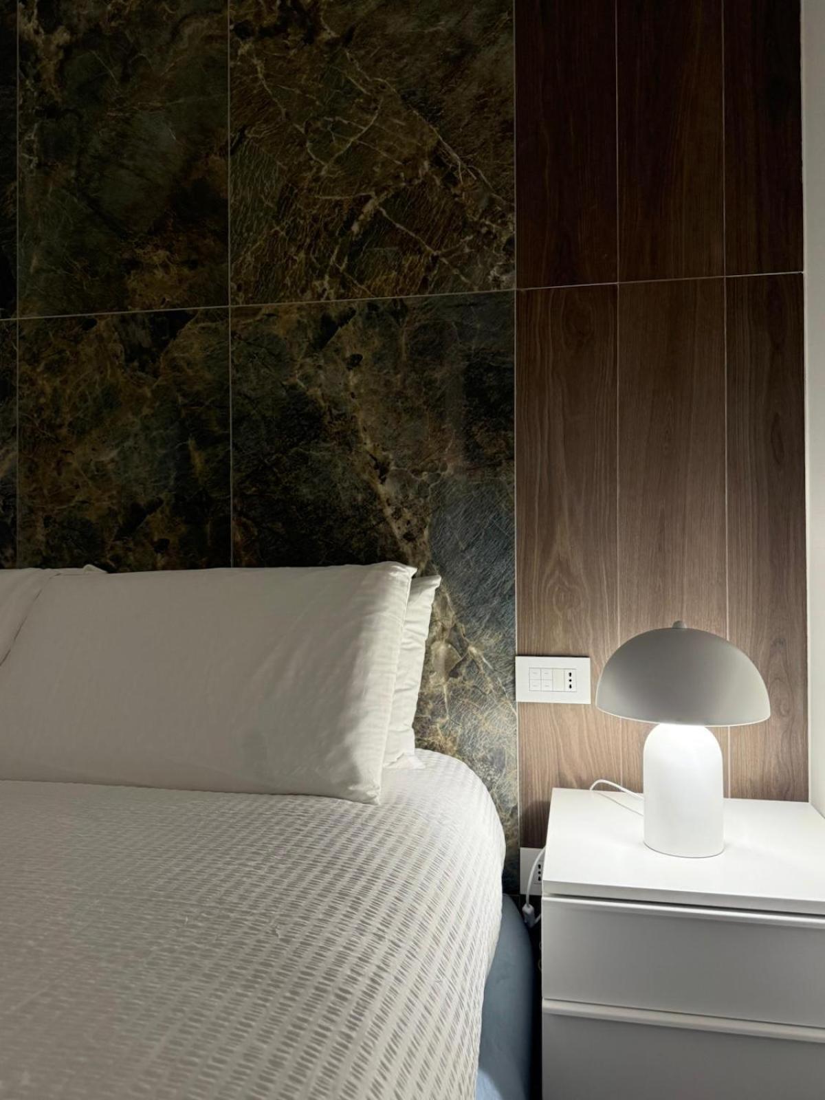 Ando'S Boutique Apartment Milan Bagian luar foto